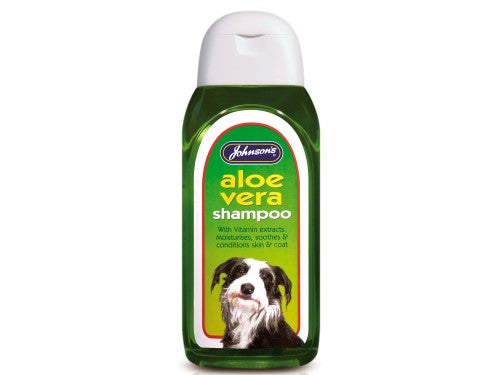 Johnsons 200ml Aloe Vera Shampoo - Valuepet.ie