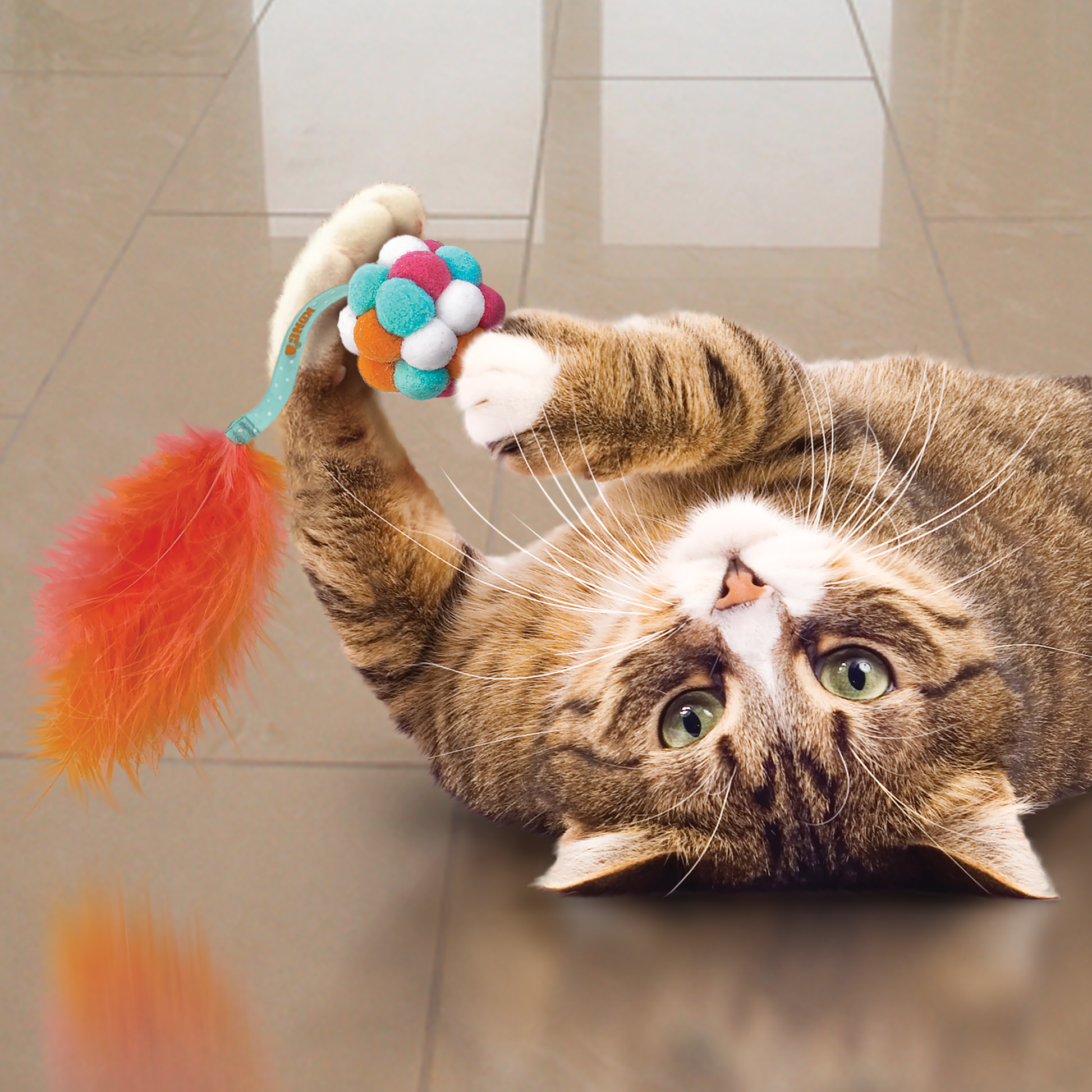 KONG  Cat Active Bubble Ball - Valuepet.ie