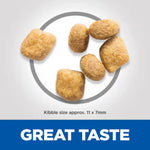 Chicken-flavoured cat food reducing plaque and tartar while supporting coat health